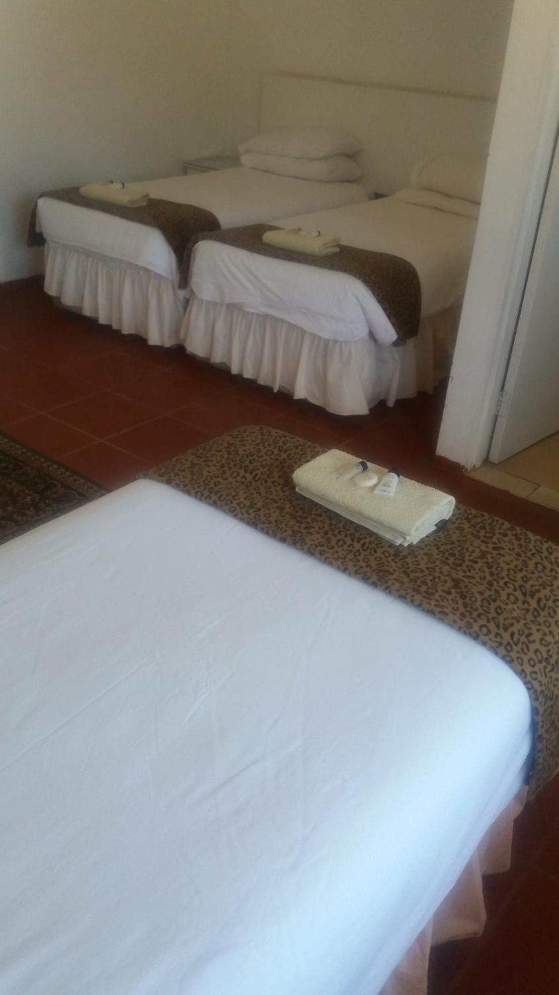 Tshulu Tsha Nabe B&B Bulawayo Exterior foto